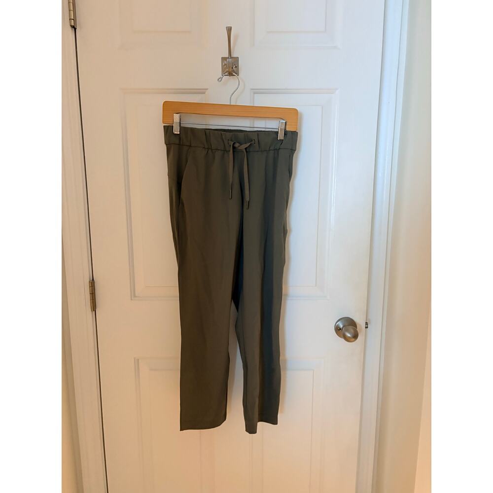 Lululemon on The Fly Pant Size 4 - Picture 2 of 7